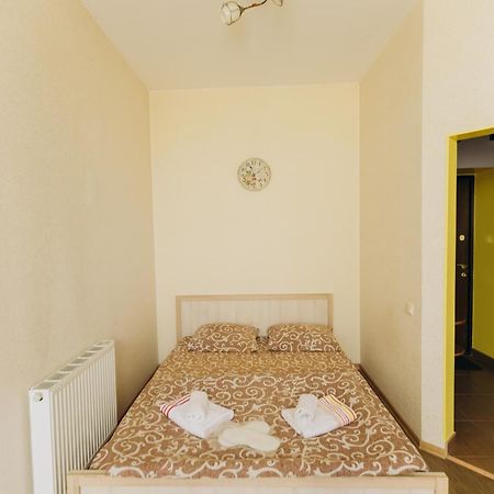 Затишні Apartments Біля Жд Вокзалу Ivano-Frankivsk Luaran gambar