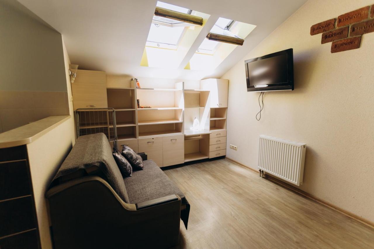 Затишні Apartments Біля Жд Вокзалу Ivano-Frankivsk Luaran gambar