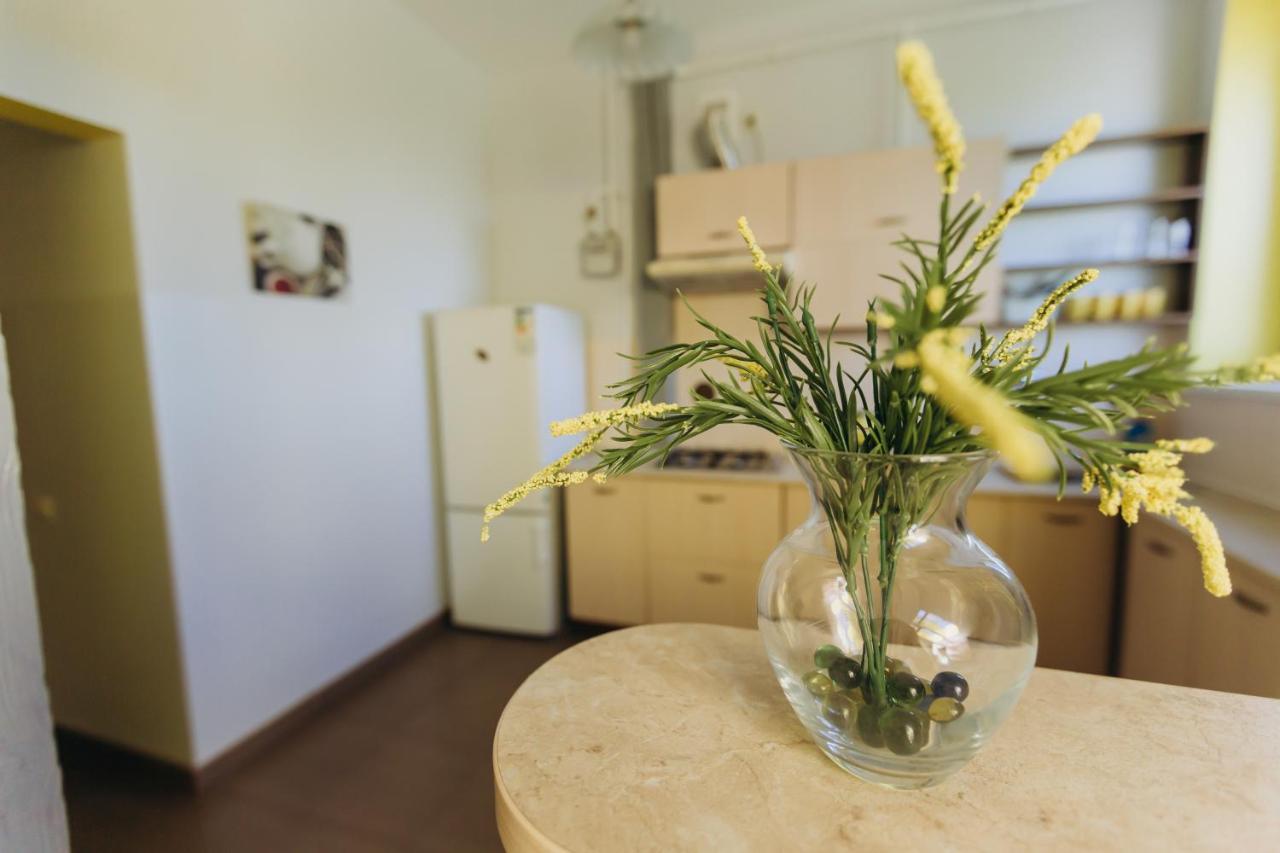 Затишні Apartments Біля Жд Вокзалу Ivano-Frankivsk Luaran gambar