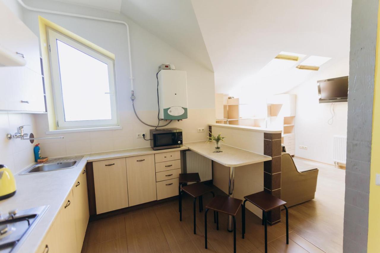 Затишні Apartments Біля Жд Вокзалу Ivano-Frankivsk Luaran gambar