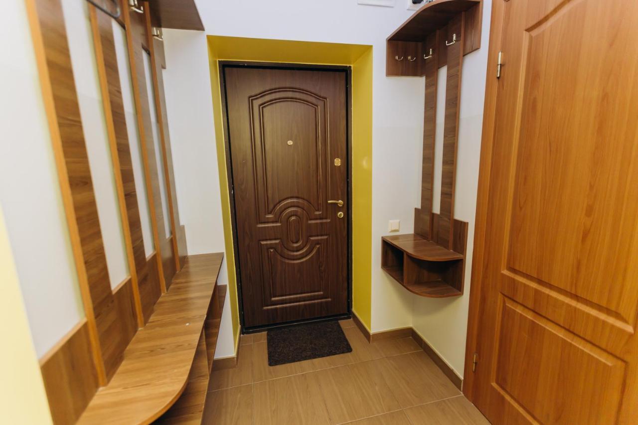 Затишні Apartments Біля Жд Вокзалу Ivano-Frankivsk Luaran gambar